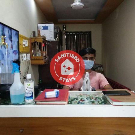 Oyo 60773 Ruchita Loadging & Boarding Hotel Mumbai Exterior photo